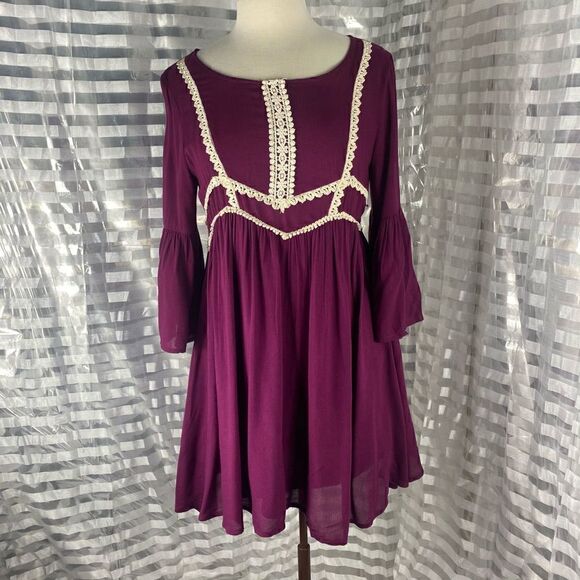 Entro Burgundy Purple /Cream Lace Adorned Boho  Babydoll Dress - Picture 1 of 7